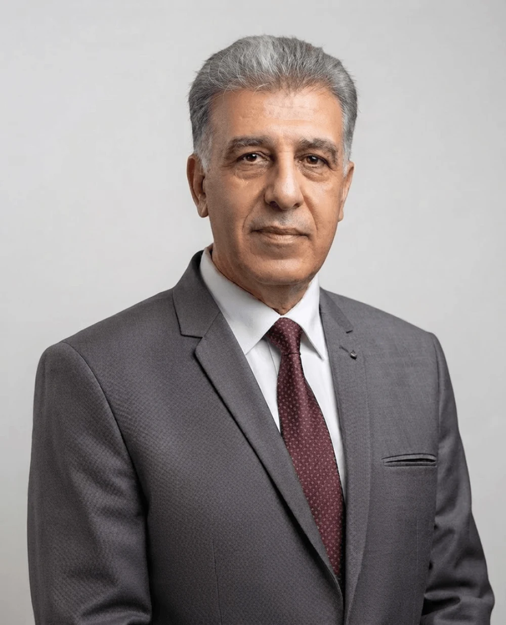 صورة د. حسين الطراونة.